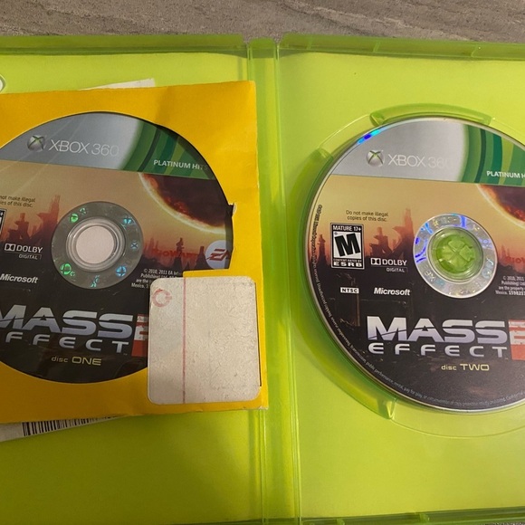 Set Lot Enslaved Odyssey To The West  Titanfall Mass Effect 2 Microsoft Xbox 360 - Picture 2 of 4